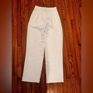 Aritiza White Effortless Dress Pant. Size 2.